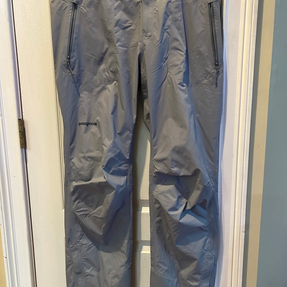 Patagonia Women’s Gray wind/rain Pants
